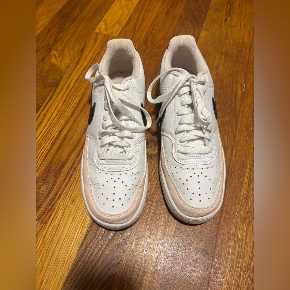 Woman’s Nike Air Force 1 Sneakers